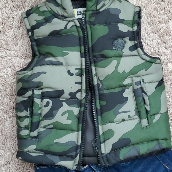 Baby Boy Buffalo David Camo Vest and Jeans - Picture 2 of 7